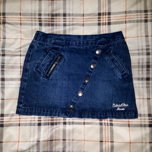 Calvin klein Skirt - Picture 1 of 4